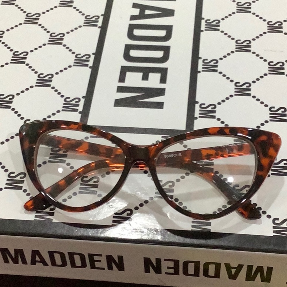 Faux Tortoise Shell Clear Lens Sunglasses
